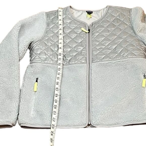 Patagonia Women’s Recycled Sherpa Hybrid Jacket, Size M, EUC - Picture 7 of 9